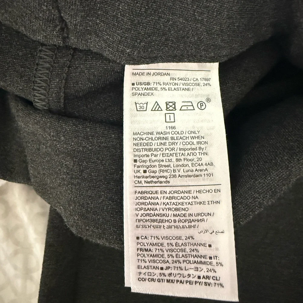 Banana Republic Ponte Pants (NWOT) - Picture 4 of 4